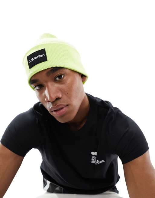 Calvin Klein – Jasnozielona prążkowana czapka beanie z delikatnej bawełny