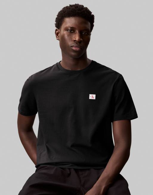 Calvin Klein Jeans 2-pack badge t-shirt i vitt och svart, 2 av 4