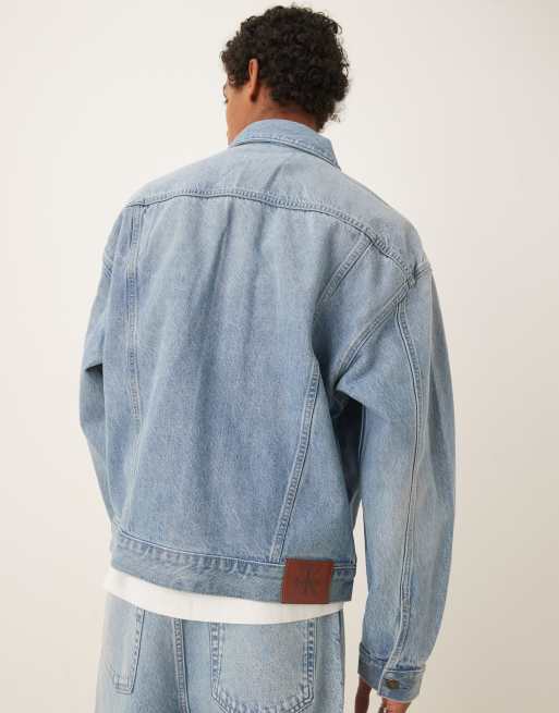 Calvin Klein Jeans - 90's Icon 94 - Lyseblå trucker-jakke i denim , 3 af 4