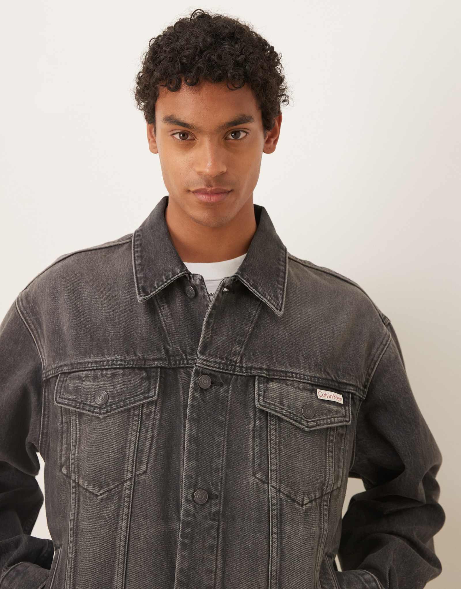 Застиранная черная куртка дальнобойщика Calvin Klein Jeans 90-х icon 94