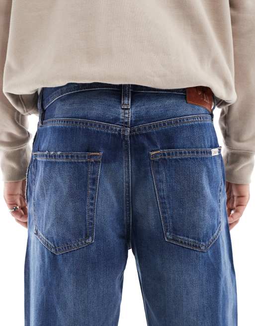 Calvin Klein Jeans 90's tapered jeans in dark wash, 4 of 5