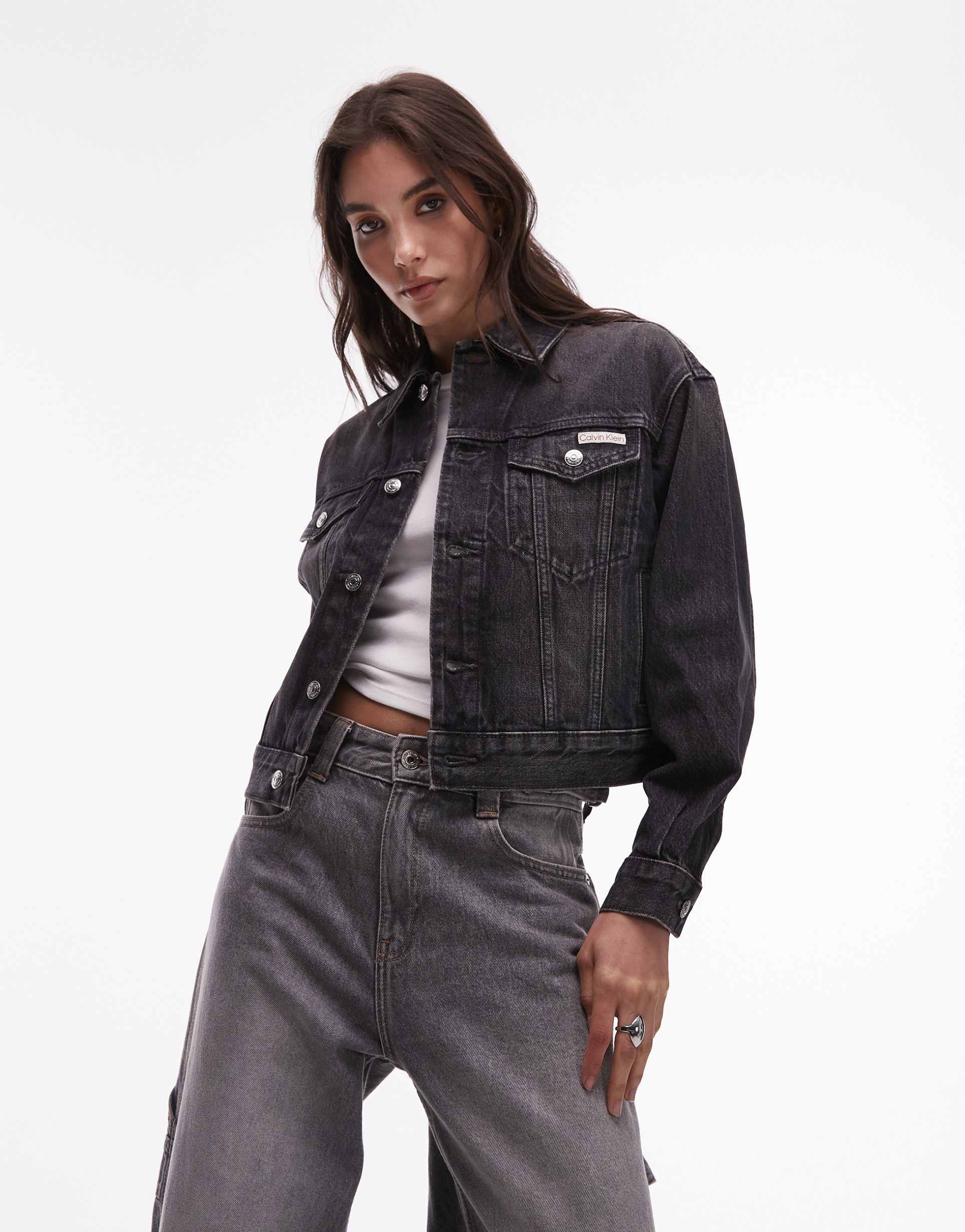 calvin klein jeans 90s trucker denim jacket in black