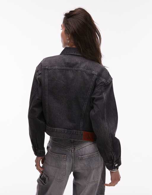 Calvin Klein Jeans 90s trucker denim jacket in black, 4 of 4