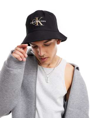 Calvin Klein Jeans – Anglerhut in Schwarz mit Monogramm