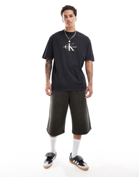 Calvin Klein Jeans - Archival - Sort T-shirt med monogram-logo - view 1