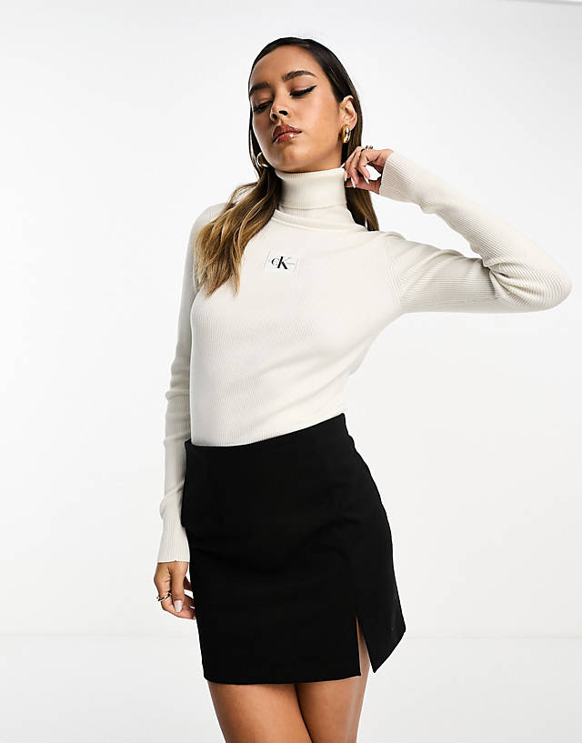 Calvin Klein Jeans - badge roll neck sweater in white