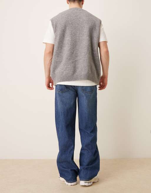 Calvin Klein Jeans baggy jeans in mid wash blue, 2 of 5