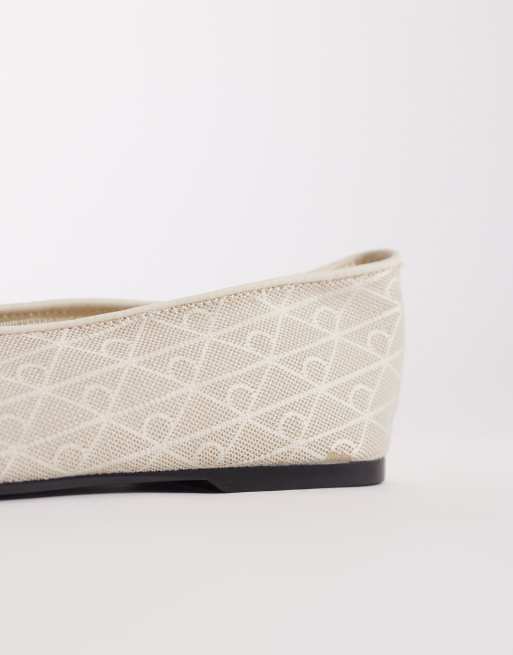 Calvin Klein Jeans - Ballerine in rete color crema con punta squadrata, 3 di 4