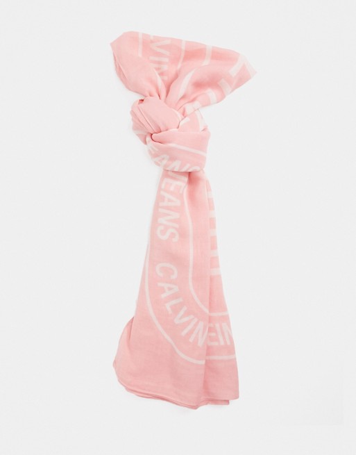 Calvin Klein Jeans banner scarf in strawberry