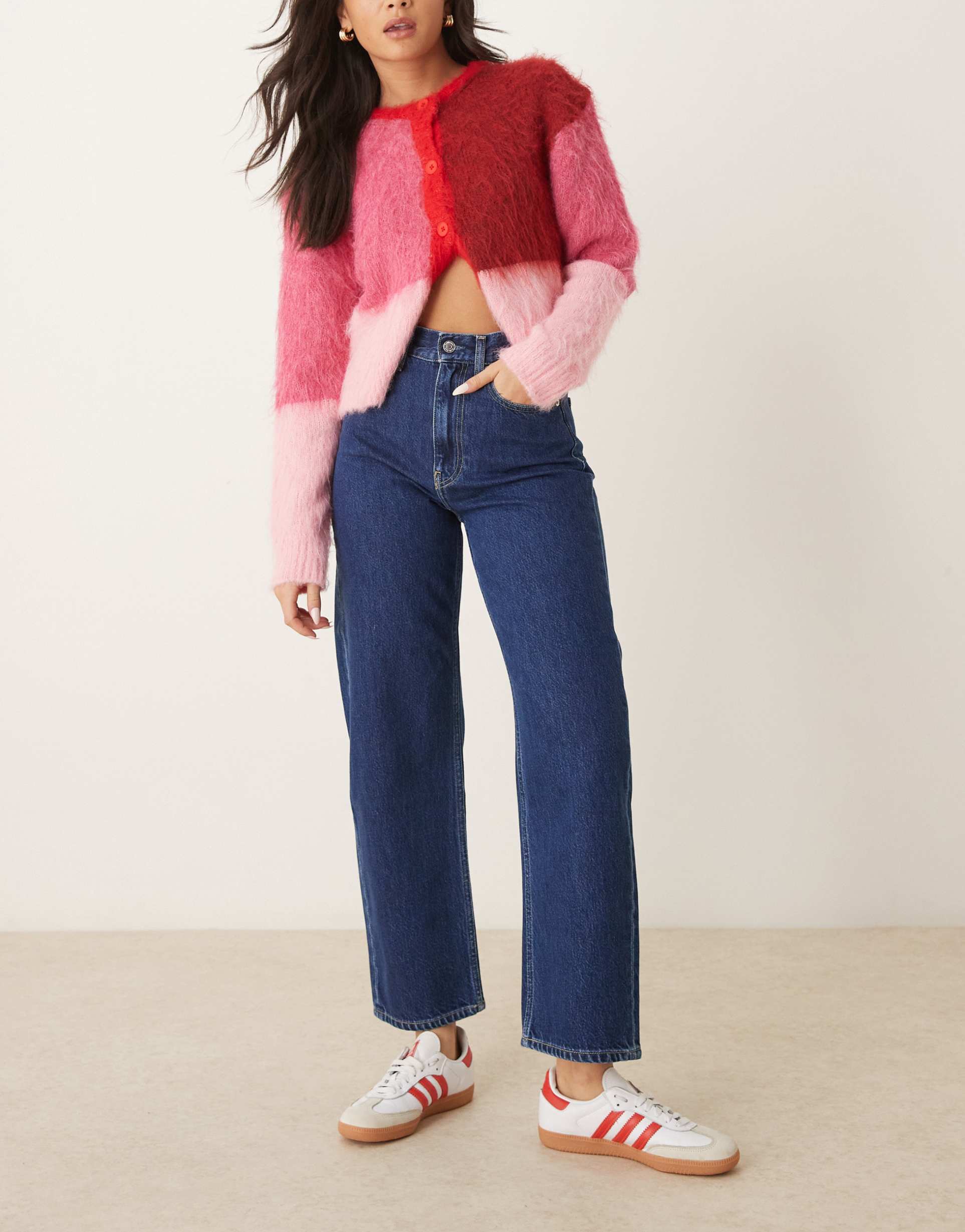 calvin klein jeans barrel jeans in dark wash