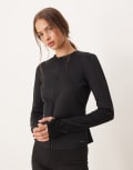 [Calvin Klein Jeans] Calvin Klein Jeans baselayer long sleeve top in black S BLACK