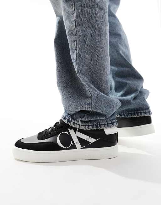 Calvin Klein Jeans - Baskets à lacets en cuir mélangé avec semelle cuvette - Multicolore