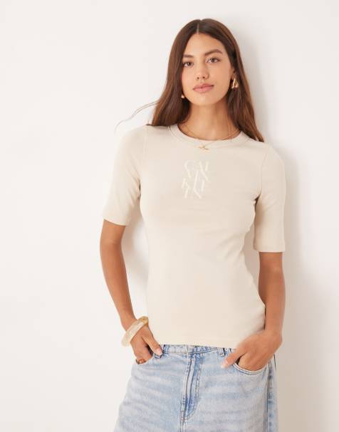 Calvin Klein Jeans – Beige, ribbad topp med logga framtill - view 1