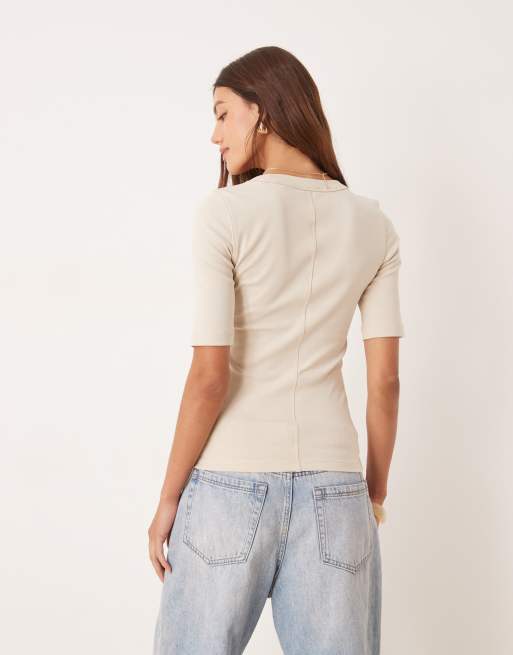 Calvin Klein Jeans - Beige ribstrikket top med tekstlogo på brystet, 4 af 4