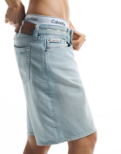 Calvin Klein Jeans – Bermuda-Jorts in hellblauer Waschung, 3 von 4