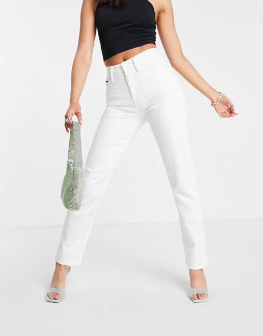 Calvin Klein Jeans – Białe jeansy z prostymi nogawkami i podwyższonym stanem