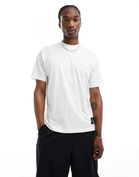Calvin Klein Jeans – Biały T-shirt oversize z naszywką - view 1