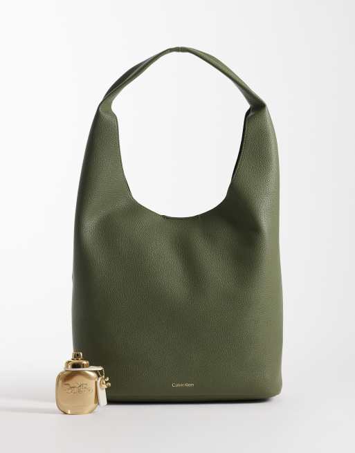 Calvin Klein Jeans - bolso bucket mediano y holgado en caqui, 2 de 4