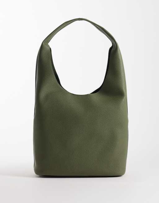 Calvin Klein Jeans - bolso bucket mediano y holgado en caqui, 4 de 4
