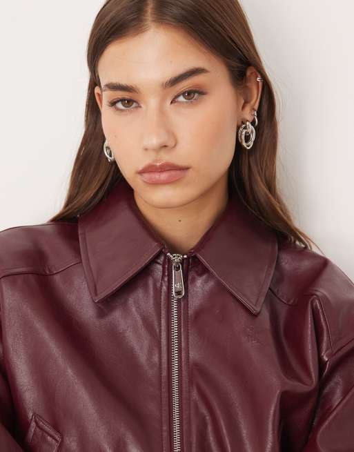 Calvin Klein Jeans - Bordeauxrød bomber-jakke i imiteret læder, 3 af 4