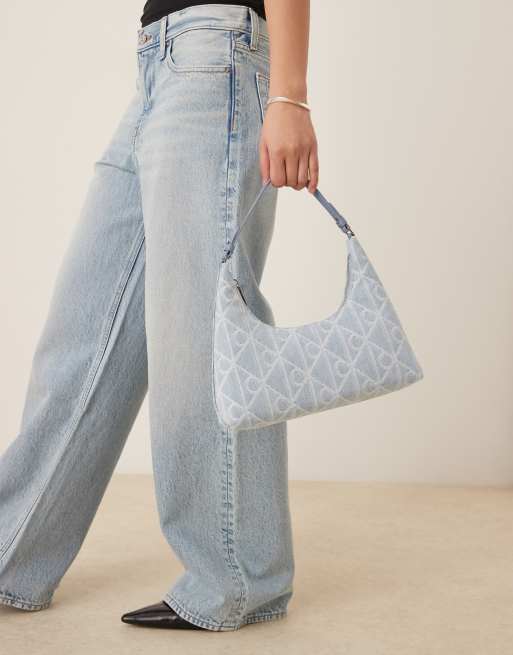 Calvin Klein Jeans - Borsa da spalla in denim lavaggio chiaro con stampa del logo , 3 di 4