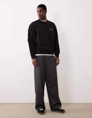 Calvin Klein Jeans Est.1978 Box Chest Graphic In Black