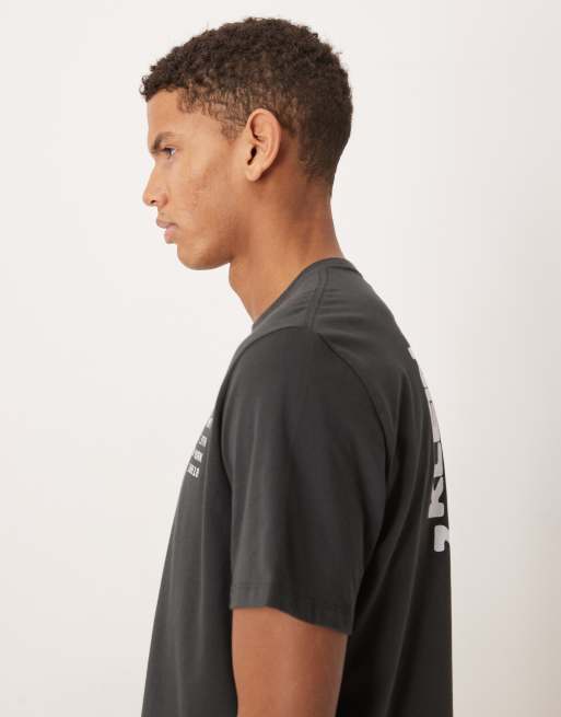 Calvin Klein Jeans box chest graphic t-shirt in washed black, 4 of 5