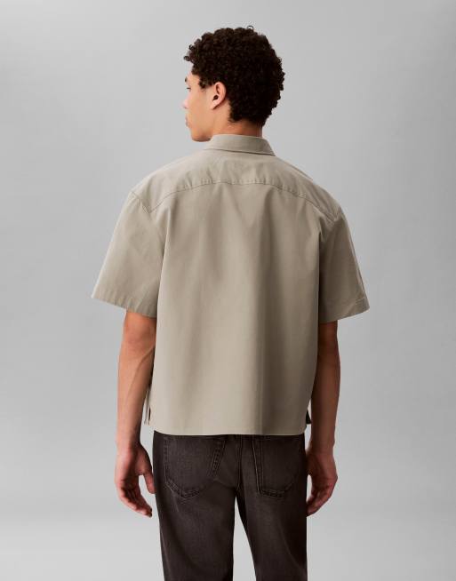 Calvin Klein Jeans boxy relaxed fit short sleeve shirt in khaki, 4 of 4