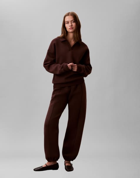 Calvin Klein Jeans – Brun sweatshirt i oversized fit och scubaliknande tyg med pikékrage - view 1