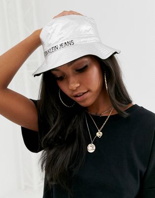 Calvin Klein Jeans – Bucket-hatt i vinyl-Svart