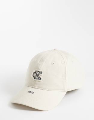Calvin Klein Jeans Canvas Cap With Frayed Logo In White