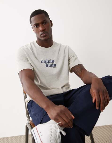 Calvin Klein Jeans centre logo t-shirt in grey - view 1