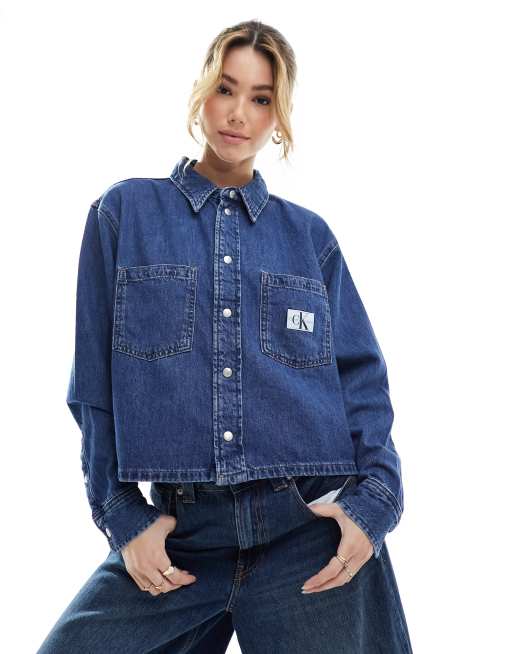 Calvin Klein Jeans - Chemise en jean coupe dad courte - Bleu moyen
