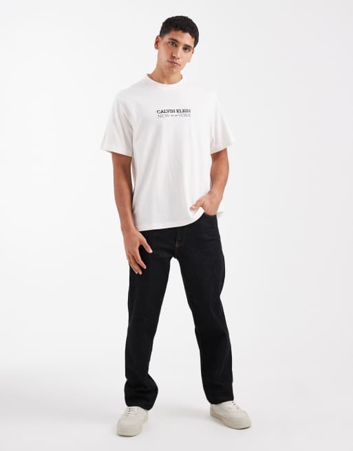 Calvin Klein Jeans chest graphic print t-shirt in white, 2 of 5
