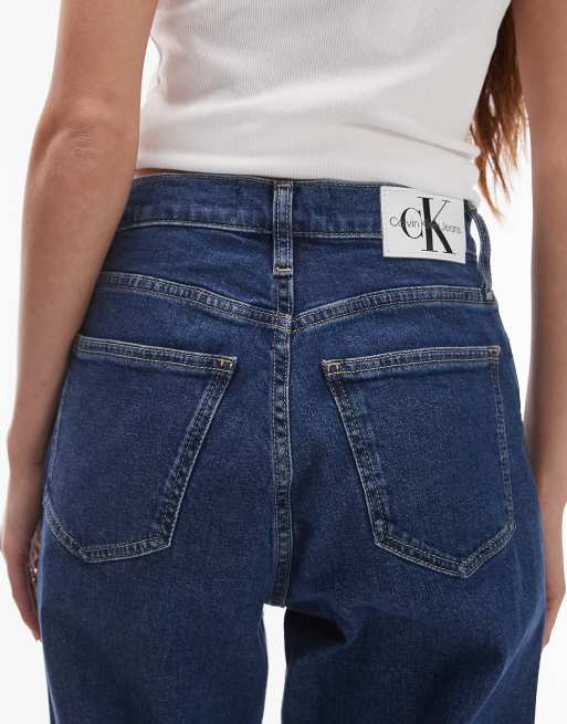 Calvin Klein Jeans – Ciemnoniebieskie jeansy mom fit, 4 z 5