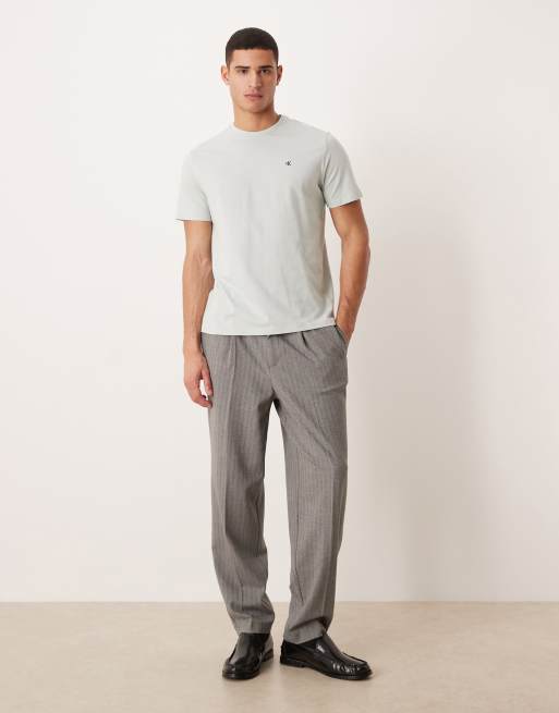 Calvin Klein Jeans Classic Monogram t-shirt in light grey , 2 of 5
