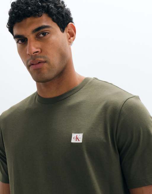 Calvin Klein Jeans classic woven label t-shirt in khaki, 2 of 5