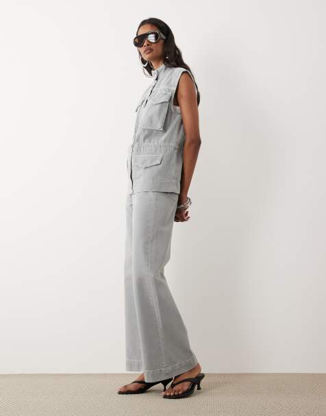 Calvin Klein Jeans - Co-ord set van denim utility gilet en jeans in zachtgrijs - view 1
