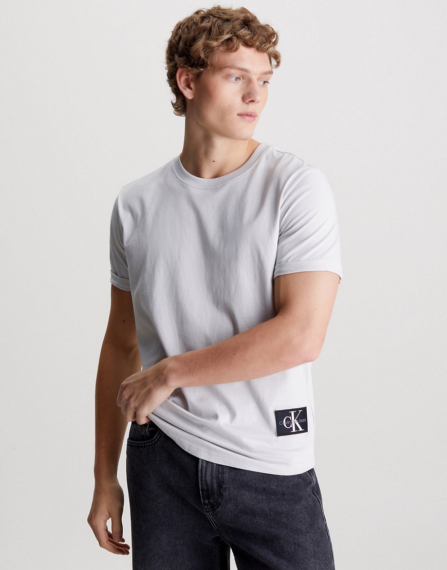 Calvin Klein Jeans Cotton Badge T-shirt in Lunar Rock-Grey