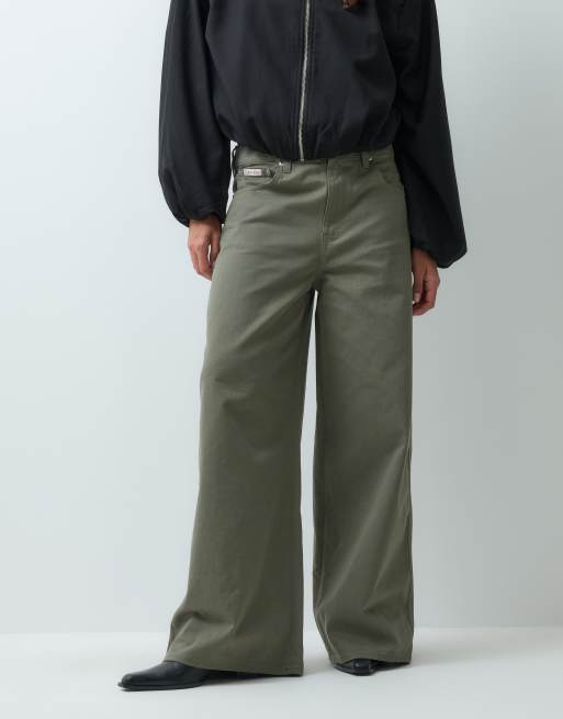 Calvin Klein Jeans cotton wide leg jeans in khaki, 5 of 5