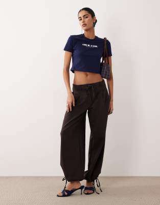 Calvin Klein Jeans Est.1978 Cropped Baby Tee In Animal Print