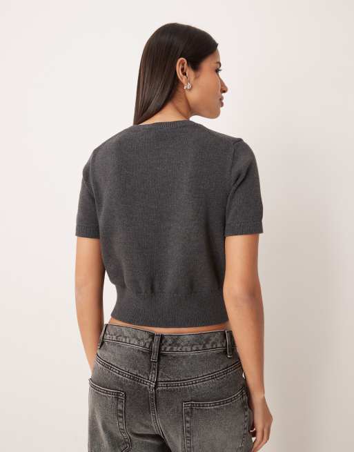 Calvin Klein Jeans – Cropped-Strickoberteil in Anthrazit mit Monogramm-Logo , 2 von 4