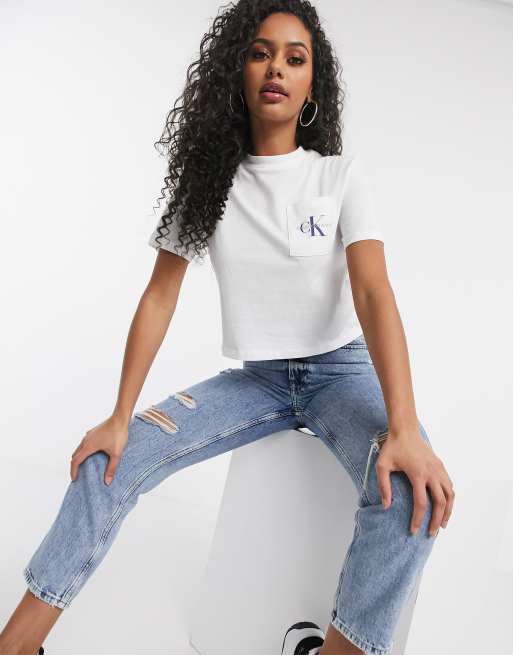 Calvin klein jeans cropped on sale t shirt with pocket logo