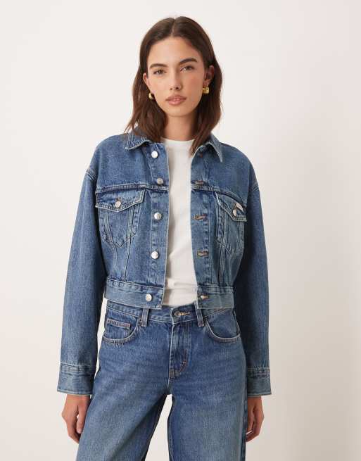 Calvin Klein Jeans - Blåt sæt med denimjakke og shorts i mellemvask, 3 af 3