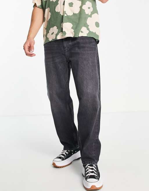 Calvin Klein Jeans - Croppede 90'er jeans med lige ben i vasket sort