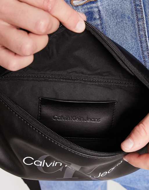 Calvin Klein Jeans – Czarna saszetka z monogramem z logo , 4 z 4