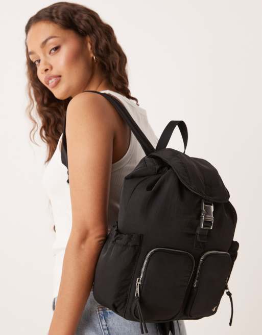 Calvin Klein Jeans – Czarny nylonowy plecak z kieszonkami