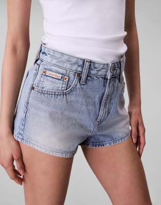 Calvin Klein Jeans - Denim-Hotpants in heller Waschung-Blau