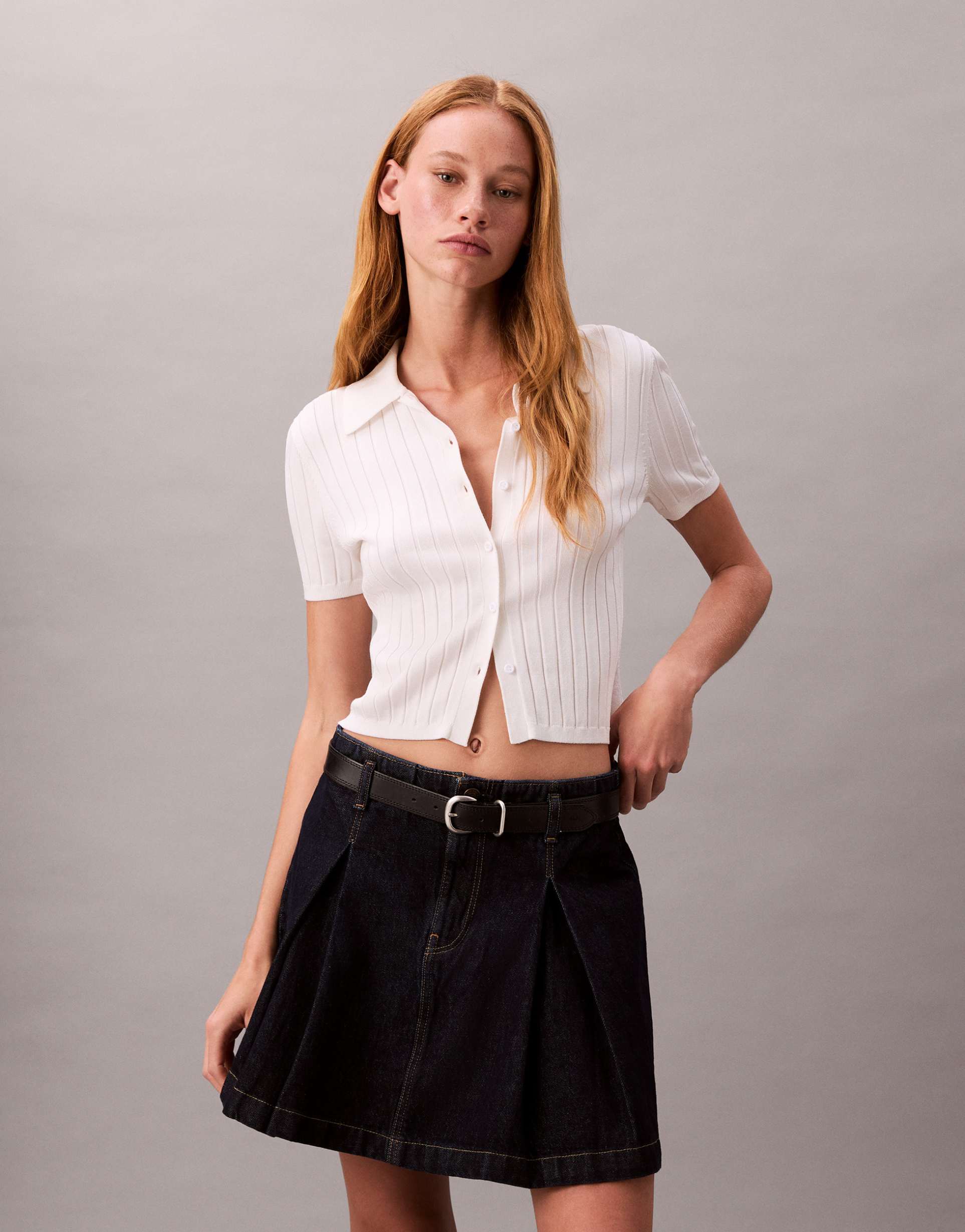 calvin klein jeans denim pleated skirt in indigo rinse