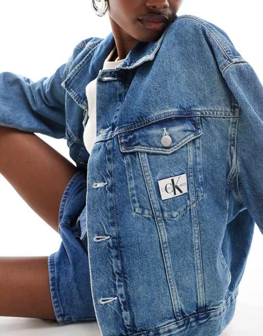 Calvin Klein Jeans - Denimjakke med firkantet pasform i lys vask, 2 af 4